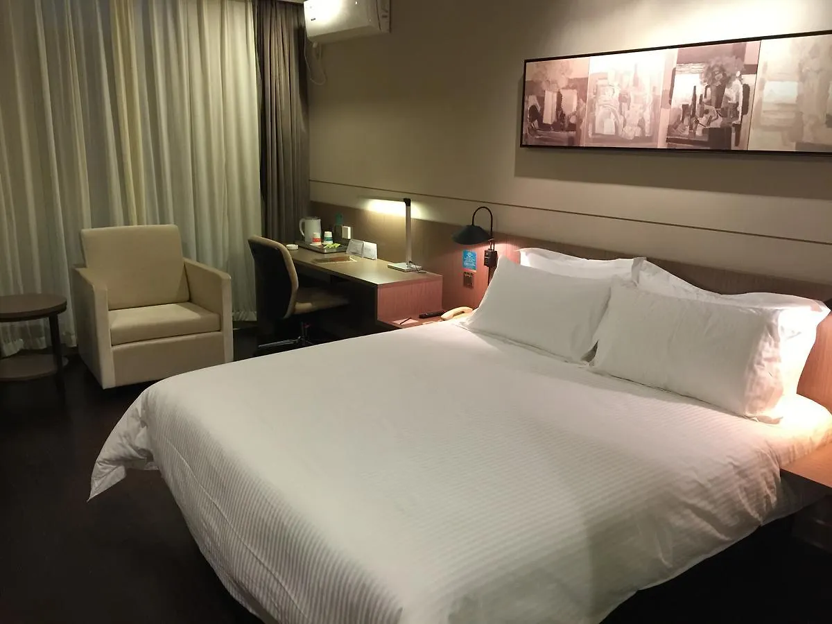 Otel Jinjiang Inn Zhenzhou High-Tech Zone Wutong Street Çengçou